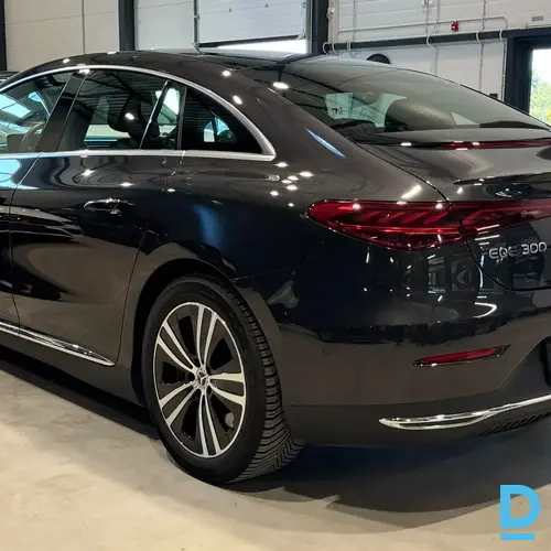 Pārdod Mercedes-Benz EQE 300 Airmatic, 2024