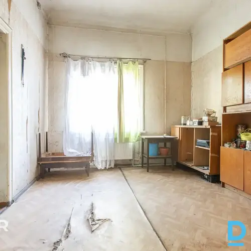 Pārdošanā 268,4 m² koka namīpašums ar 7 dzīvokļiem zaļā vietā Ķemeros.Īpašums sa Pārdošanā 268,4 m² koka namīpašums ar 7 dzīvokļiem zaļā vietā Ķemeros.Īpašums sa
