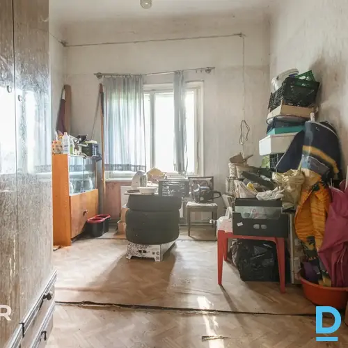 Pārdošanā 268,4 m² koka namīpašums ar 7 dzīvokļiem zaļā vietā Ķemeros.Īpašums sa Pārdošanā 268,4 m² koka namīpašums ar 7 dzīvokļiem zaļā vietā Ķemeros.Īpašums sa