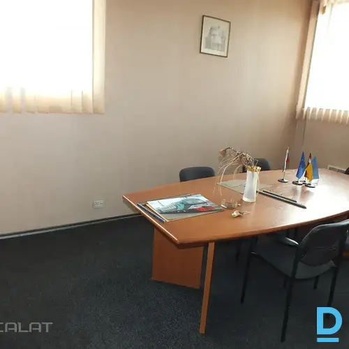 Izīrē biroju Bruņinieku iela 139a Izīrē biroju Bruņinieku iela 139a