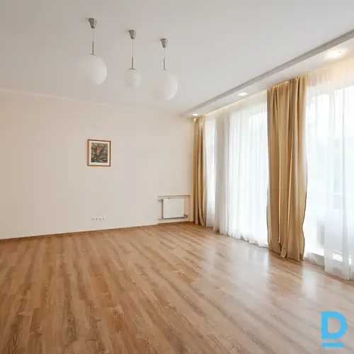 Pārdod dzīvokli Skaļupes 1