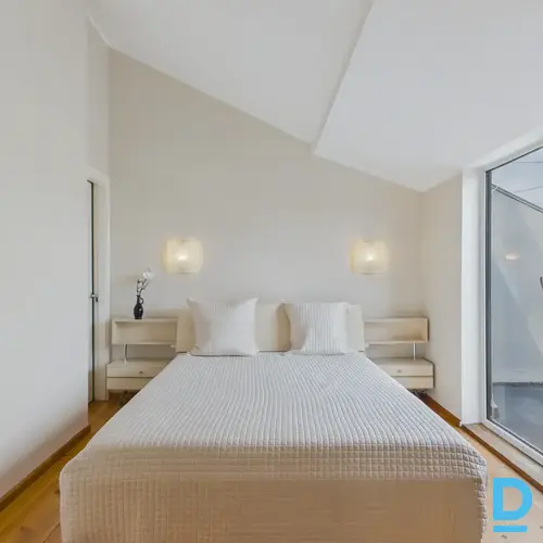 Pārdod dzīvokli Kr.Valdemāra 75, 103m², 3 ist. Pārdod dzīvokli Kr.Valdemāra 75, 103m², 3 ist.