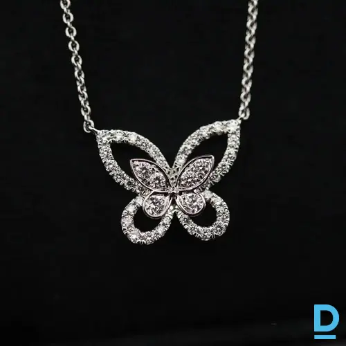 Pārdod Graff Butterfly Silhouette Diamond Mini Pendant