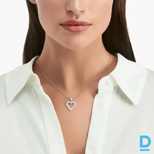 Pārdod Graff Diamond Heart Silhouette Pendant