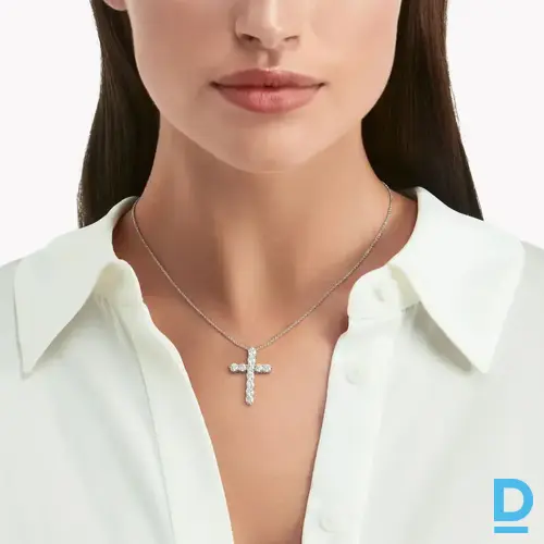 Pārdod Graff Round Diamond Cross Medium Pendant