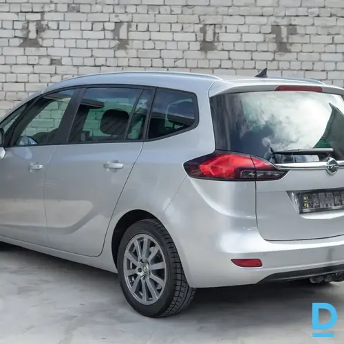 Opel Zafira Tourer, 2012. gada 2.0 dīzelis
