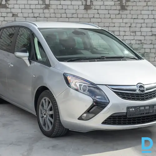 Opel Zafira Tourer, 2012. gada 2.0 dīzelis