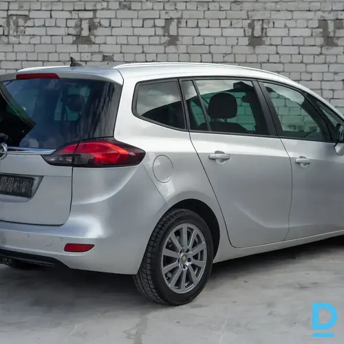 Opel Zafira Tourer, 2012. gada 2.0 dīzelis