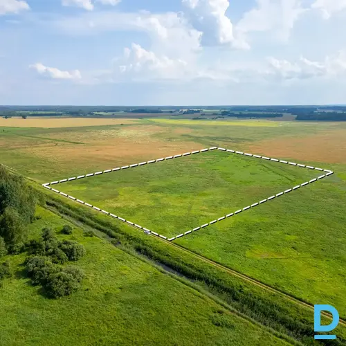 Pārdod meliorētu lauksaimniecības zemi – 5,76 ha, Valmieras novadāPiedāvājumā la