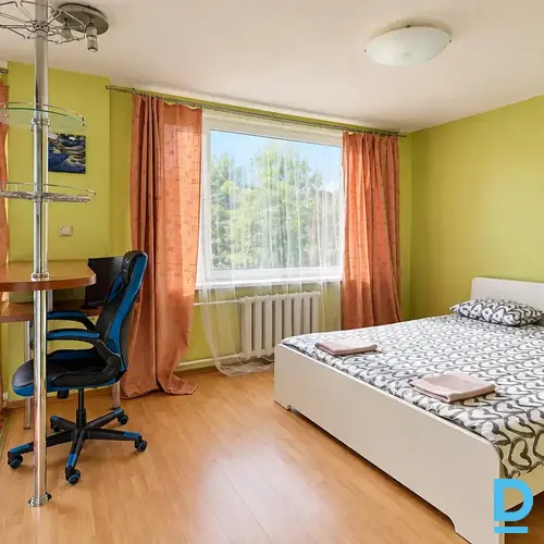 Pārdod dzīvokli Pērnavas iela 44