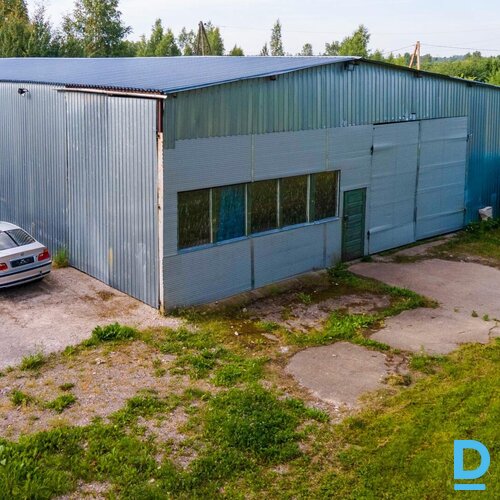 262.42 m² būves, 785.7 m² angārs, 6,29 ha zeme, Ceļinieki, Valgundes pagasts, Jelgavas novads, Latvija.
