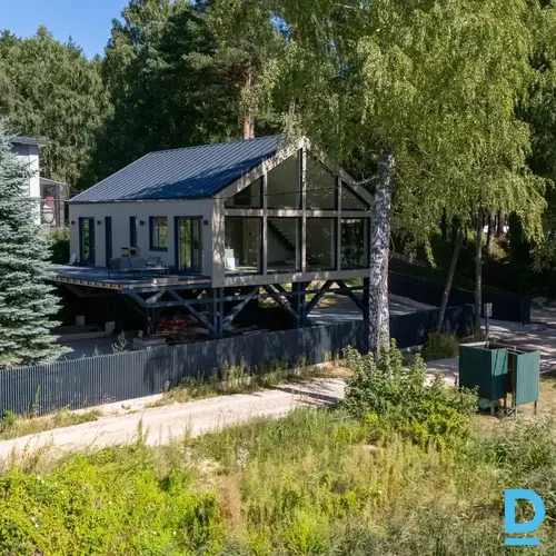 Pārdod māju Saulkrastu novads Lilaste Ezermalas 35