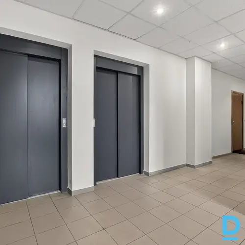 Pārdod dzīvokli Pļavnieku iela 9