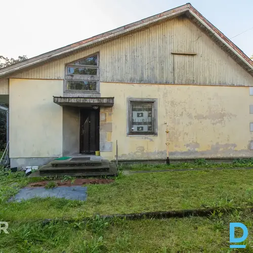 Pārdošanā perspektīvs īpašums Jūrmalā - 98 m² māja ar palīgēku un 1170 m² zemes Pārdošanā perspektīvs īpašums Jūrmalā - 98 m² māja ar palīgēku un 1170 m² zemes