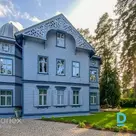 Апартаменты в исторической вилле в Юрмале – в 5 минутах от моря.