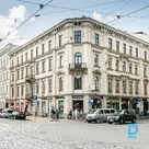 Угловой кабинет с балконом и прекрасным видом в Старом городе Риги, недалеко от торгового центра «Галерия Центрс».