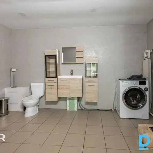 Pārdošanā vienstāvu privātmāja ar 5 000 m² zemes gabalu.Māja celta 1946. gadā. S Pārdošanā vienstāvu privātmāja ar 5 000 m² zemes gabalu.Māja celta 1946. gadā. S
