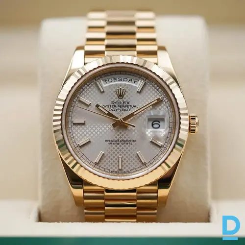 Pārdod Rolex Day-Date 40 mm 