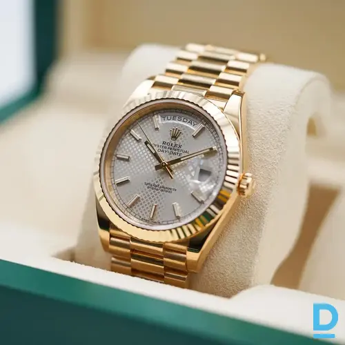 Pārdod Rolex Day-Date 40 mm 