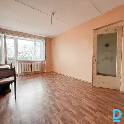 Pārdod dzīvokli Viestura prospekts 37