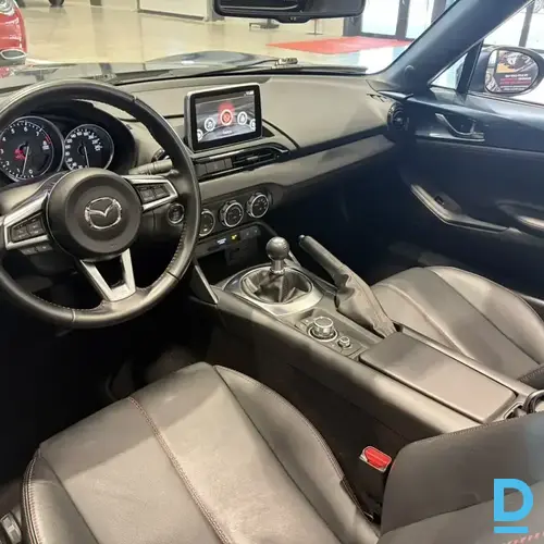 Pārdod Mazda MX-5 1.5 Sky Active, 2017