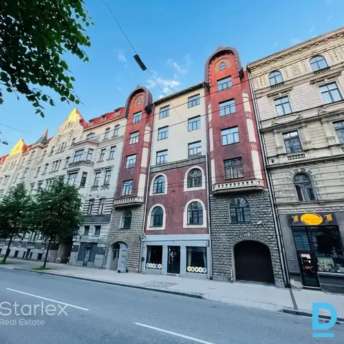 Birojs pēc kosmētiskā remonta labi uzturētā namīpašumā Rīgas centrā! Birojs pēc kosmētiskā remonta labi uzturētā namīpašumā Rīgas centrā!