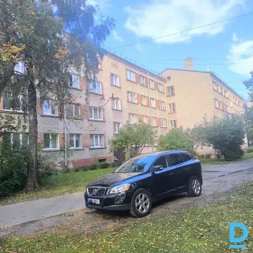 Pārdod dzīvokli Kristapa iela 8a