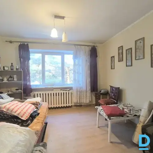 Pārdod dzīvokli Kristapa iela 8