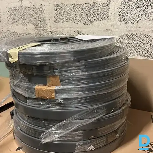 PVC margu uzlikas kāpņutelpām