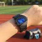 Digitālais sporta pulkstenis bērniem ar apgaismojumu, melns