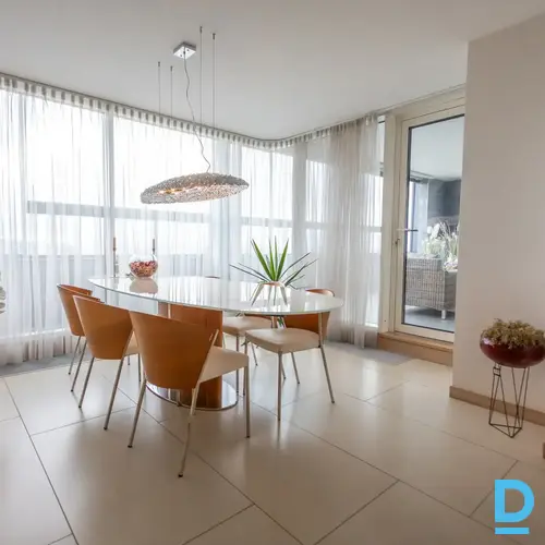 Pārdod dzīvokli Rīga Centrs J.Daliņa 8 Pārdod dzīvokli Rīga Centrs J.Daliņa 8