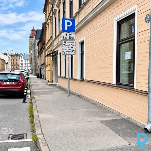 32 m² komerctelpas Rīgas centrā – 592 € 32 m² komerctelpas Rīgas centrā – 592 €