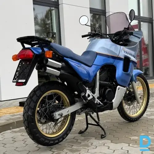 Pārdod Honda Transalp 600 motociklu, 600 cm³, 1990