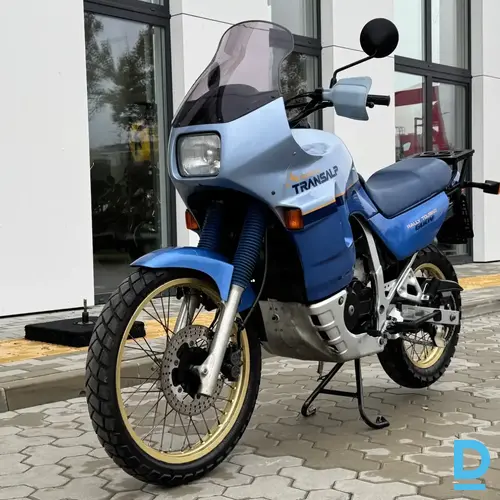 Pārdod Honda Transalp 600 motociklu, 600 cm³, 1990