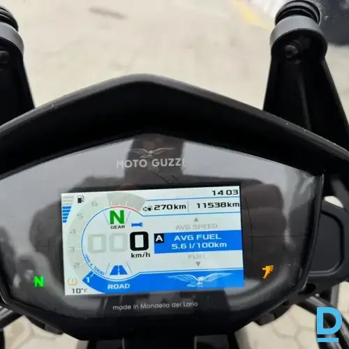 Pārdod Moto Guzzi V85 TT motociklu, 850 cm³, 2023 Pārdod Moto Guzzi V85 TT motociklu, 850 cm³, 2023