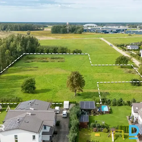Pārdošanā investīciju objekts - 1.26 ha zemes gabals privātmāju ciemata izvedei 