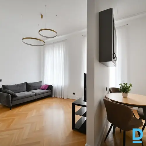 Pārdod dzīvokli Krišjāņa Barona iela 30