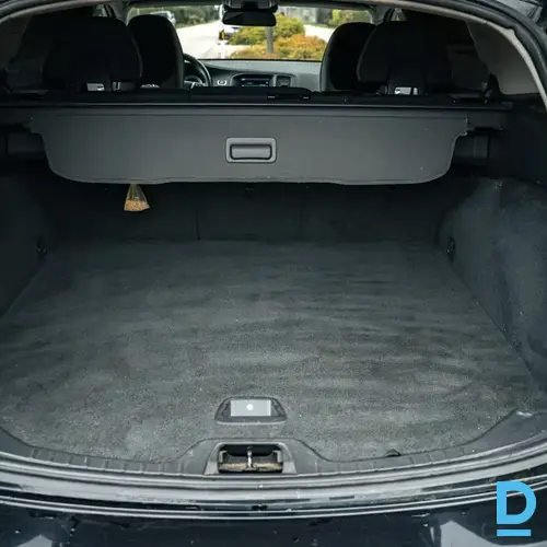 Pārdod Volvo V60 2.4d, R-Design, 4x4, 2011 Pārdod Volvo V60 2.4d, R-Design, 4x4, 2011