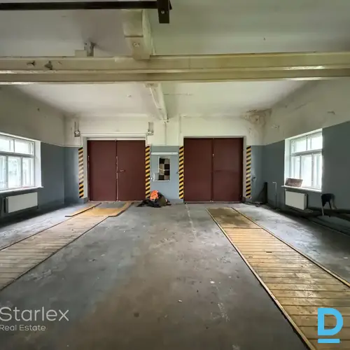 Komercobjekts Jelgavā, Stacijās ielā 1B