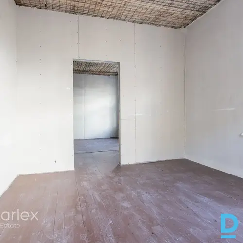 Dzīvokļi renovētā ēkā Rīgas centrā.