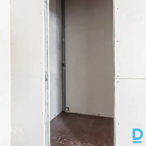 Dzīvokļi renovētā ēkā Rīgas centrā.