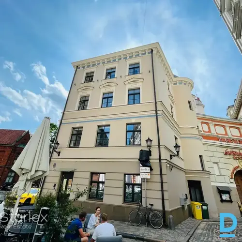 Birojs Vecrīgā pie Doma laukuma Birojs Vecrīgā pie Doma laukuma