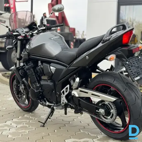 Pārdod Suzuki Bandit Gsf1250 Abs motociklu, 1250 cm³, 2011 Pārdod Suzuki Bandit Gsf1250 Abs motociklu, 1250 cm³, 2011