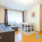 Pārdošanā 2 istabu dzīvoklis pašā Jelgavas centrā, iekšpagalma mājā.Dzīvokļa plā