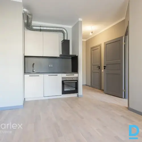 2 istabu dzīvoklis Rīgas centrā pie Ziedoņdārza (renovēta ēka, pilna apdare, lifts)