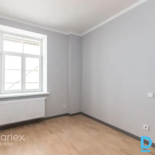 2 istabu dzīvoklis Rīgas centrā pie Ziedoņdārza (renovēta ēka, pilna apdare, lifts)