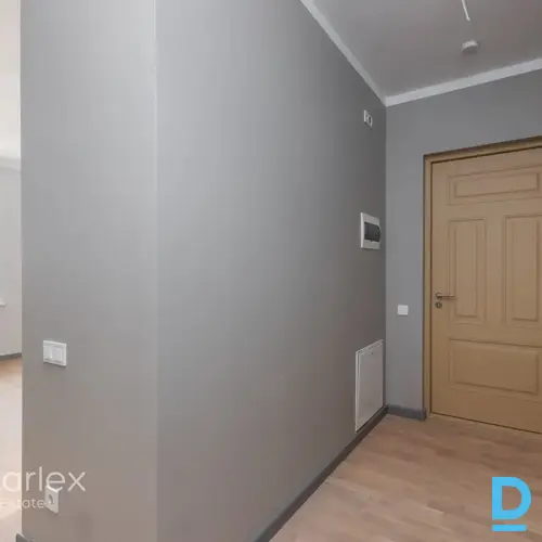 2 istabu dzīvoklis Rīgas centrā pie Ziedoņdārza (renovēta ēka, pilna apdare, lifts)