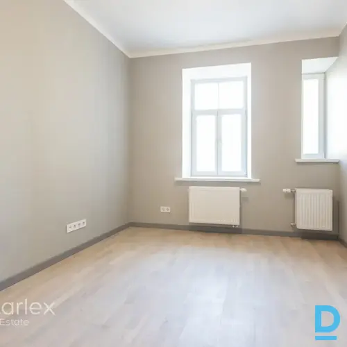 2 istabu dzīvoklis Rīgas centrā pie Ziedoņdārza (renovēta ēka, pilna apdare, lifts)