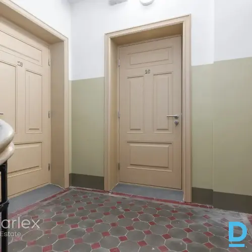 2 istabu dzīvoklis Rīgas centrā pie Ziedoņdārza (renovēta ēka, pilna apdare, lifts)