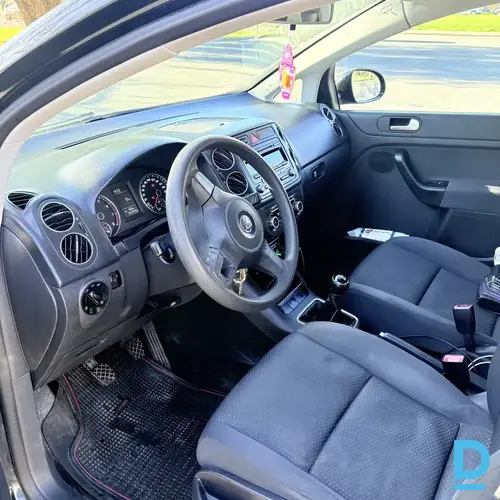 Pārdod Volkswagen Golf Plus, 2010